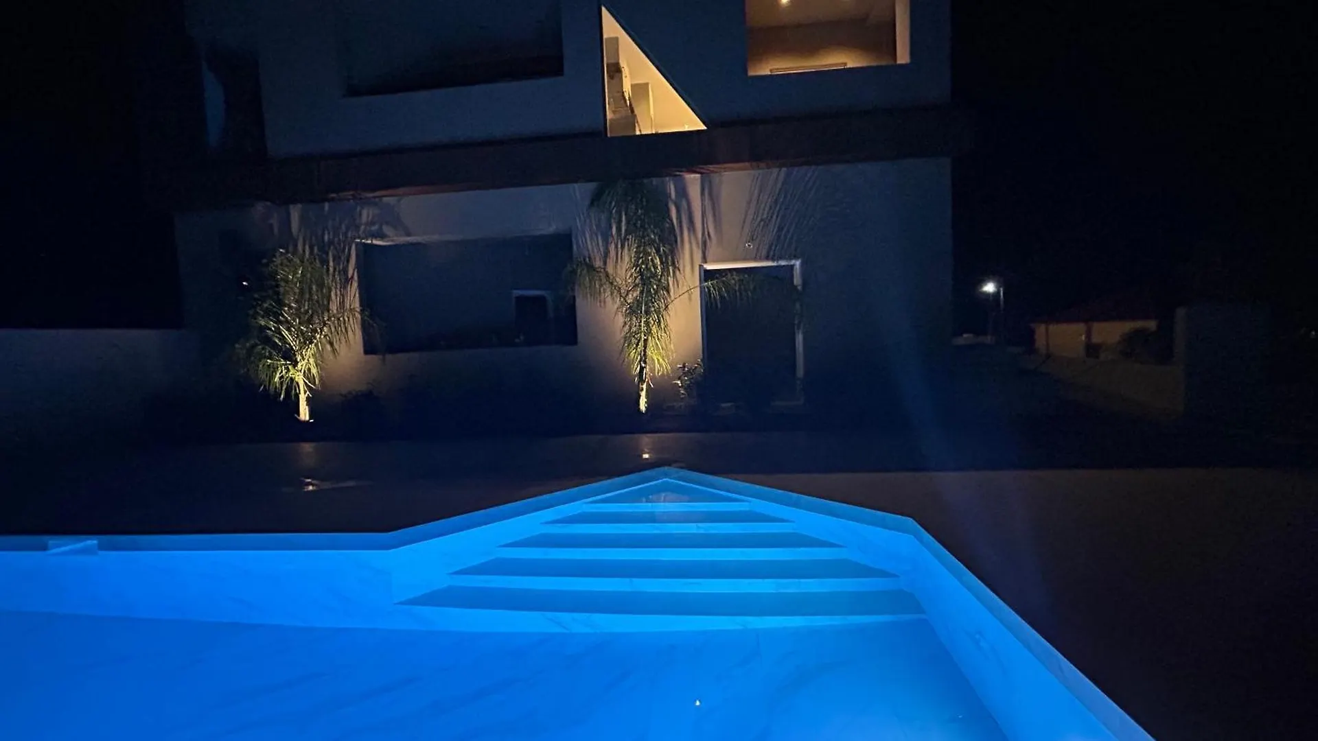 X Luxury Suites Argostoli  Greece