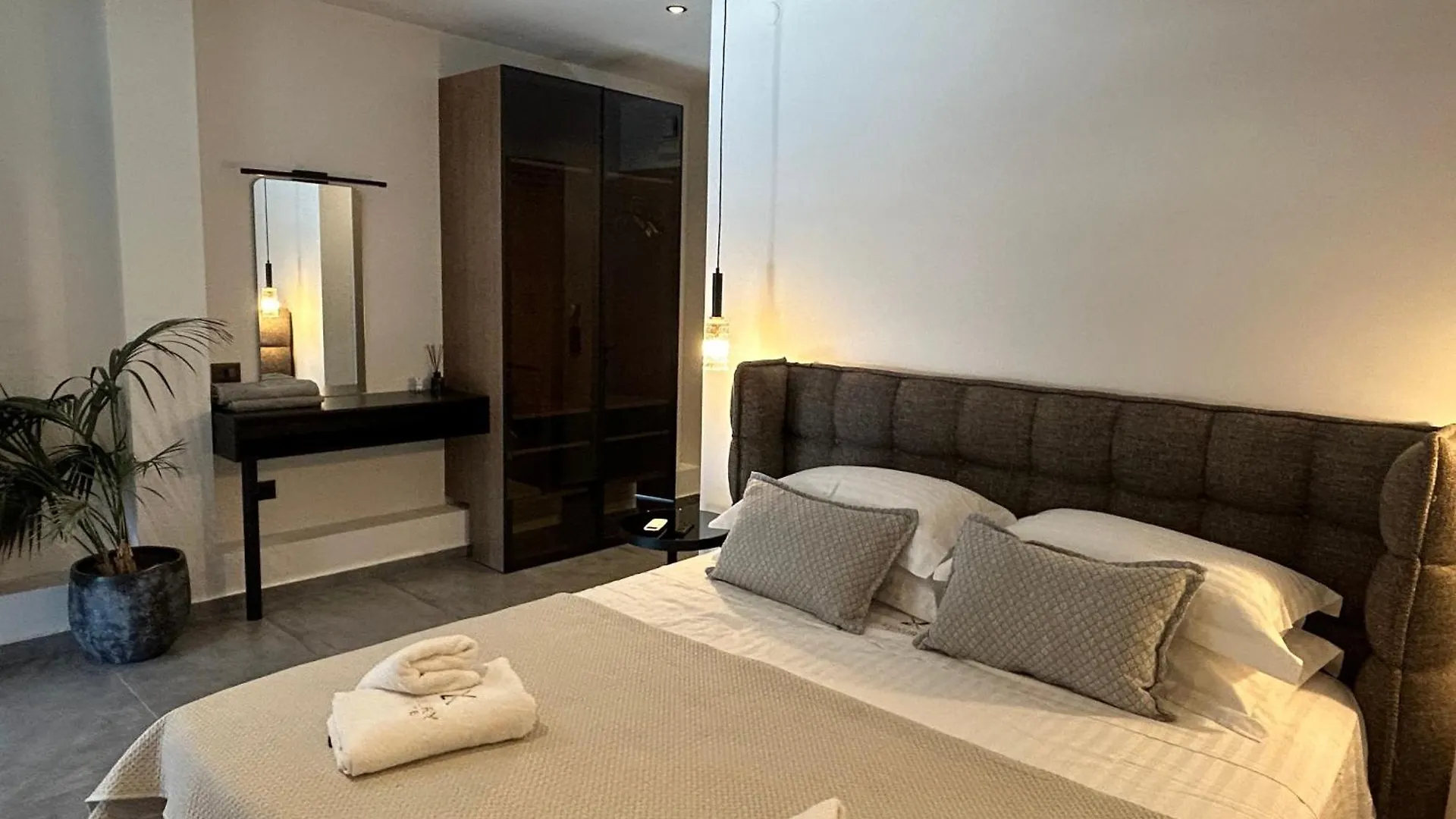 Apartment X Luxury Suites Argostoli