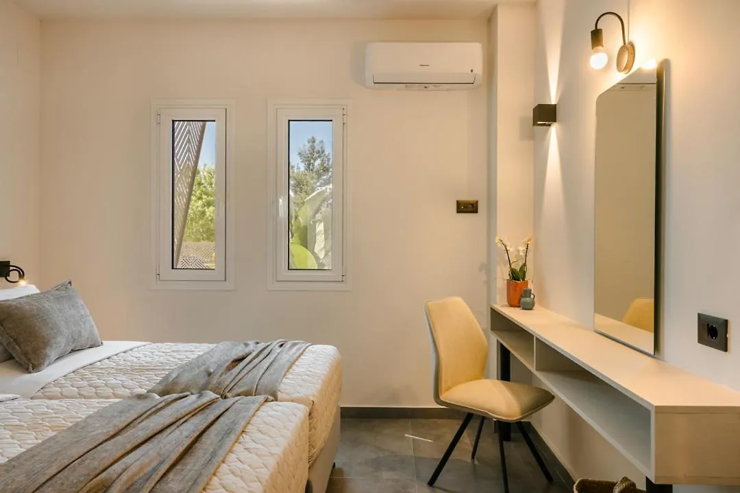 X Luxury Suites Argostoli  Argostoli (Kefalonia)